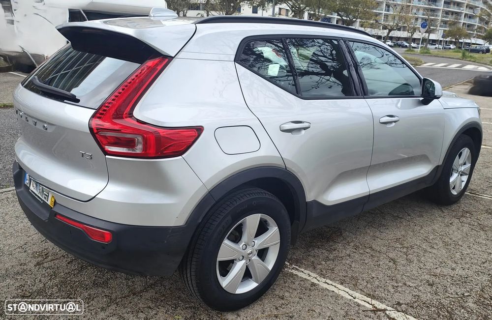 Volvo XC 40 1.5 T3 Tech Edition - 9