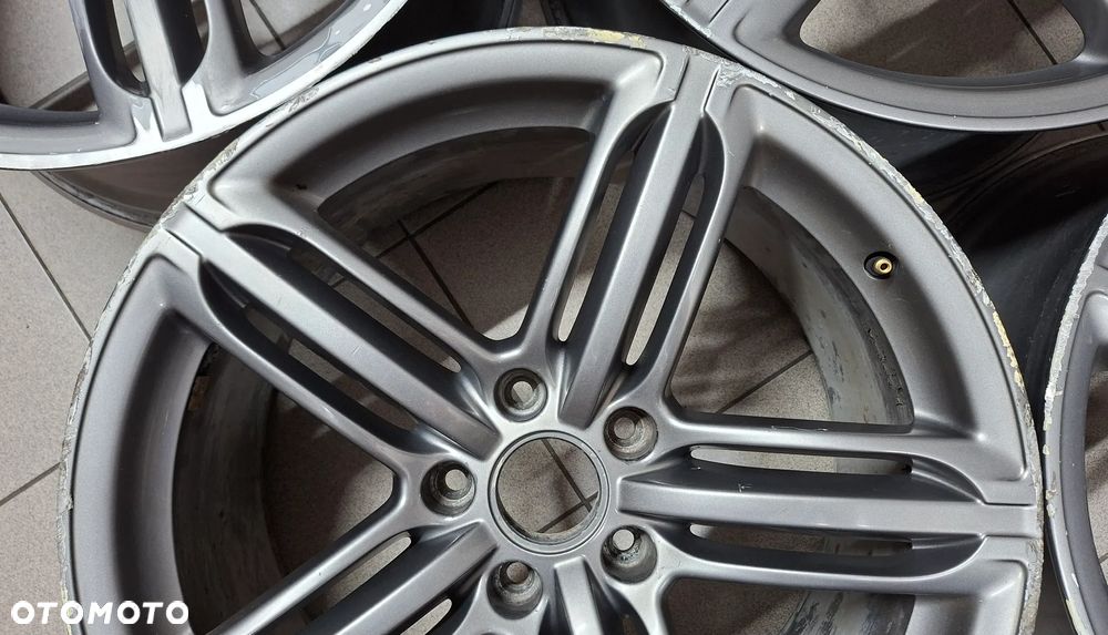 Felgi Aluminiowe 21 Audi Q7 5x130 ET 44 Pompei - 4
