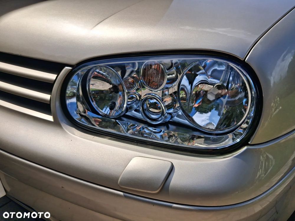 Volkswagen Golf - 23
