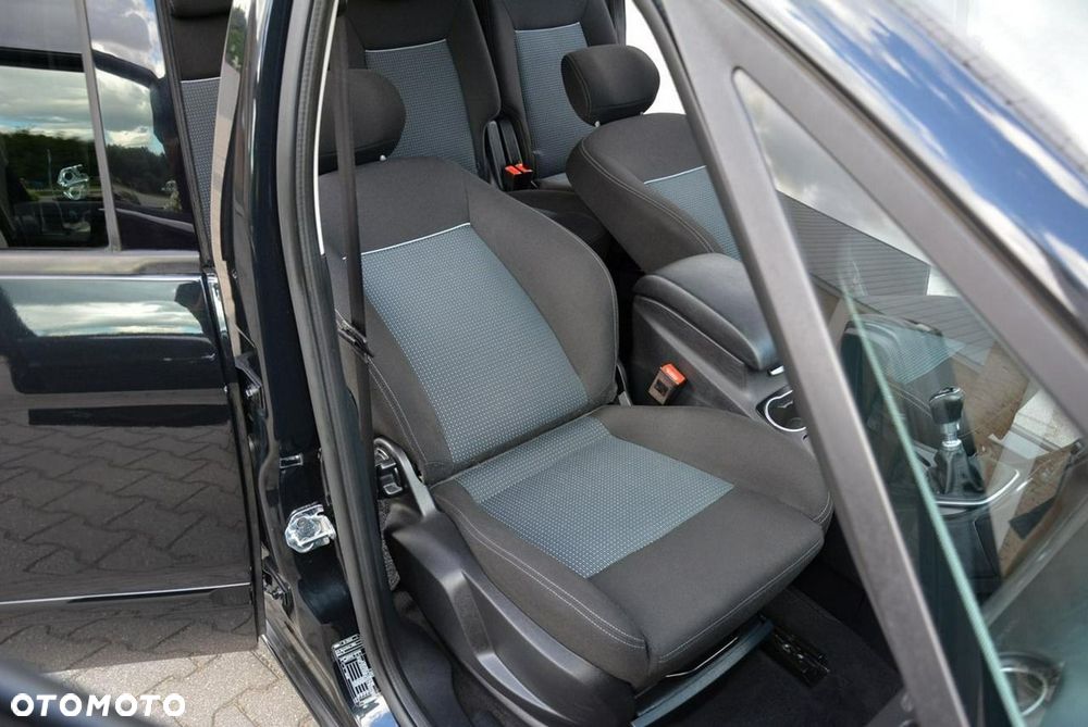 Ford S-Max 2.0 TDCi Ambiente - 17