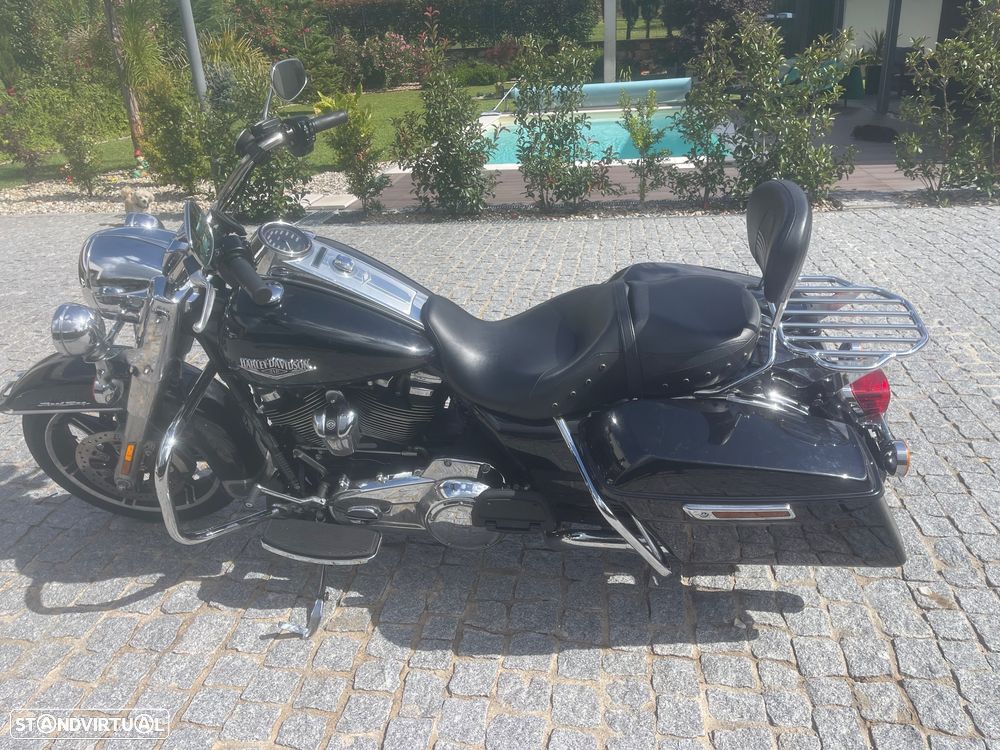 Harley-Davidson Road - 8