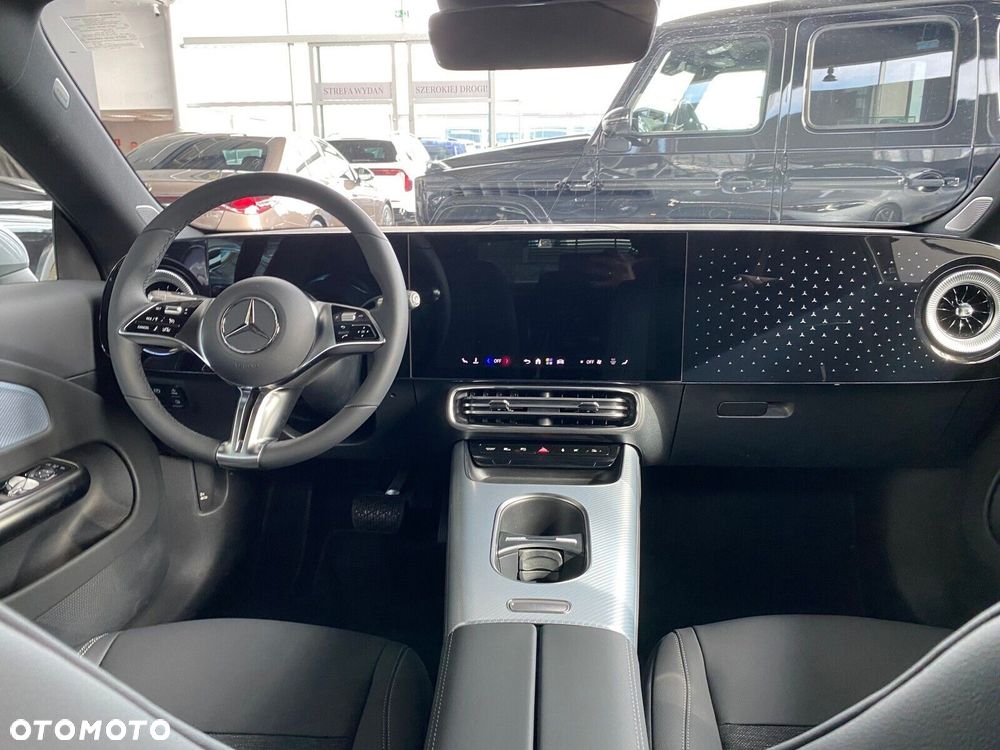Mercedes-Benz CLA - 24