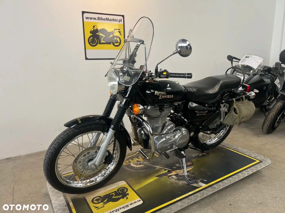 Royal Enfield Bullet - 4