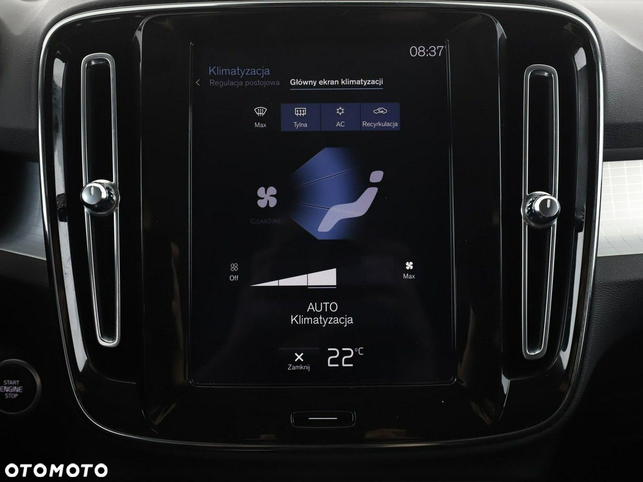 Volvo XC 40 D3 AWD Momentum - 27