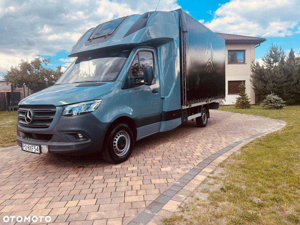 Mercedes-Benz Sprinter - 1