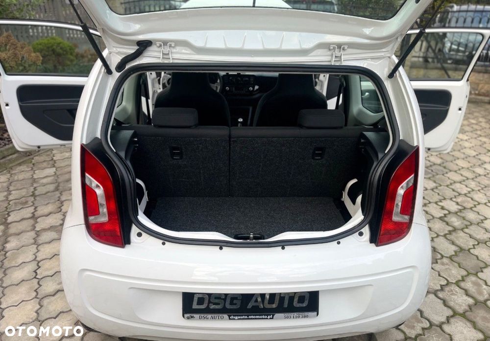 Volkswagen up! - 32