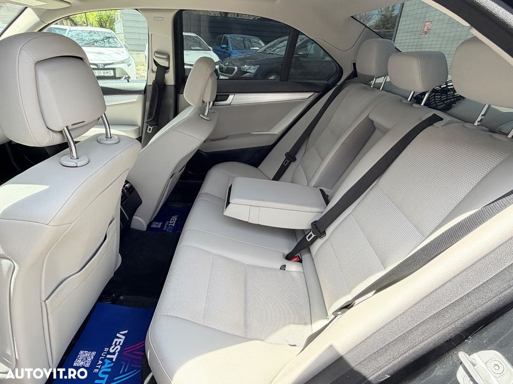 Mercedes-Benz C 250 CDI 4-Matic BlueEFFICIENCY - 13