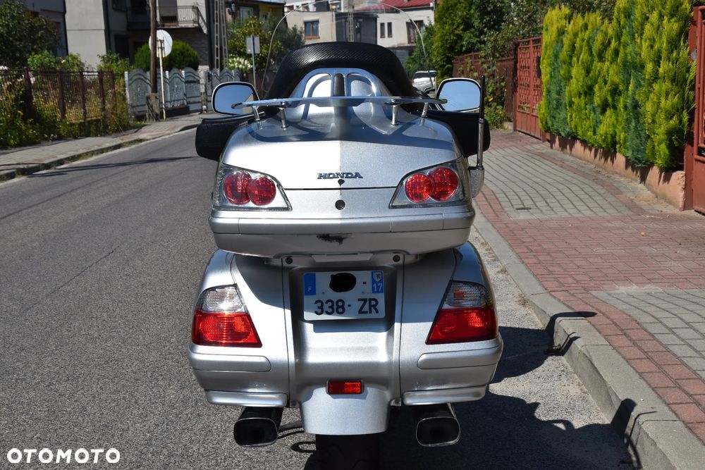 Honda GL - 9