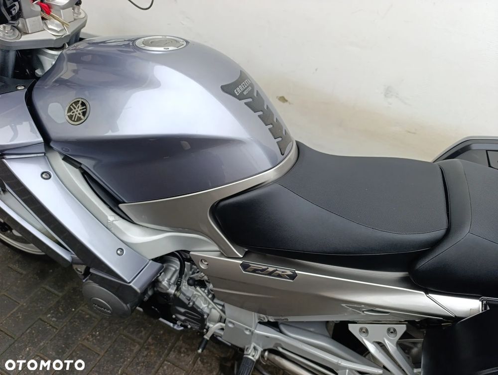 Yamaha FJR - 17