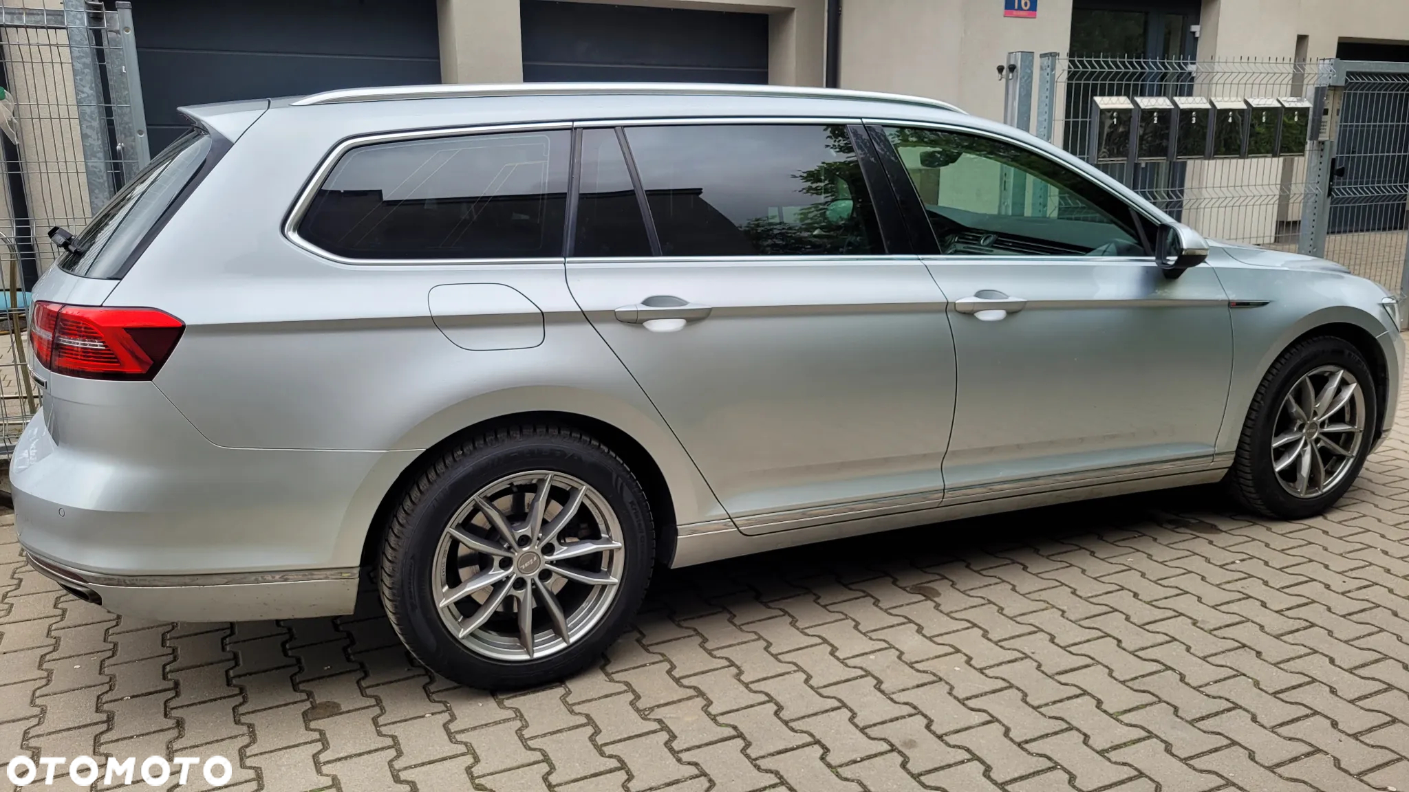 Volkswagen Passat 2.0 TSI BMT 4Mot Highline DSG - 12