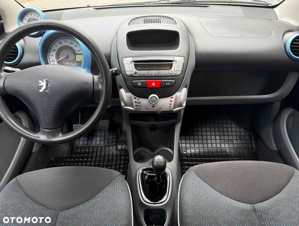 Peugeot 107 70 Petit Filou - 13