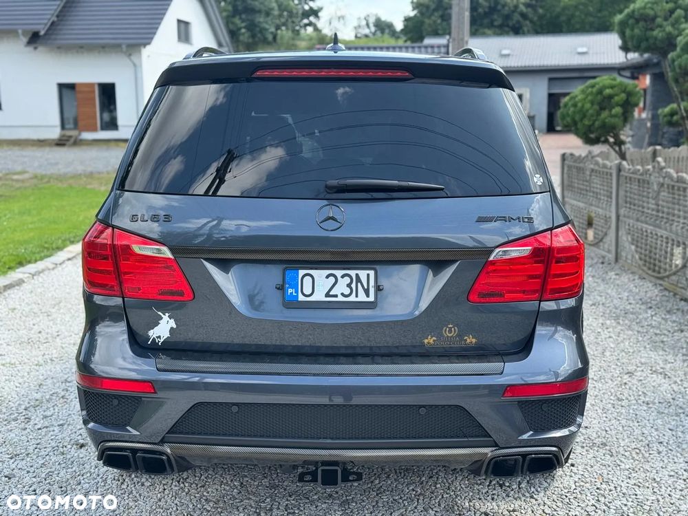 Mercedes-Benz GL - 5