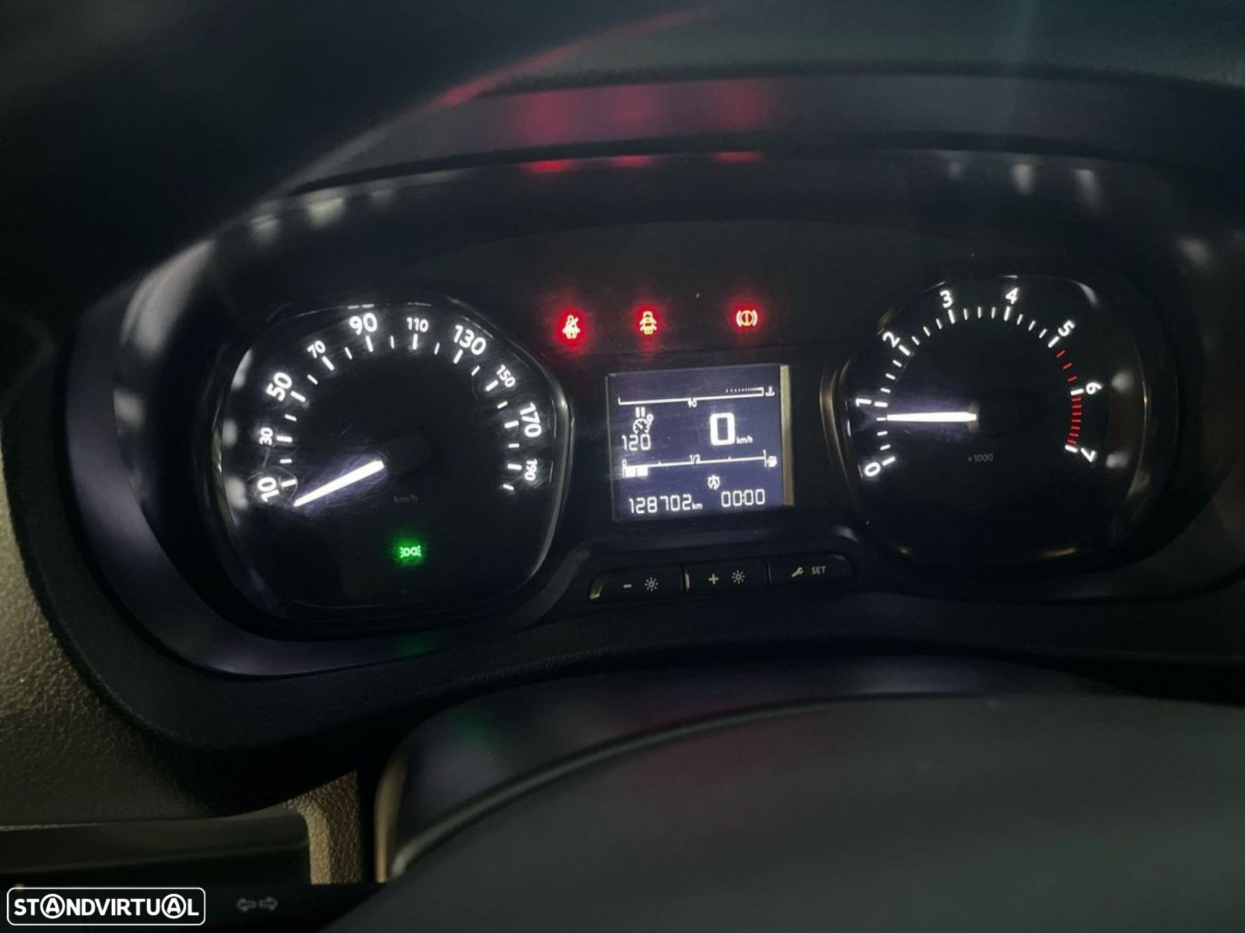 Toyota Proace 1.6 D-4D L1 6L - 12
