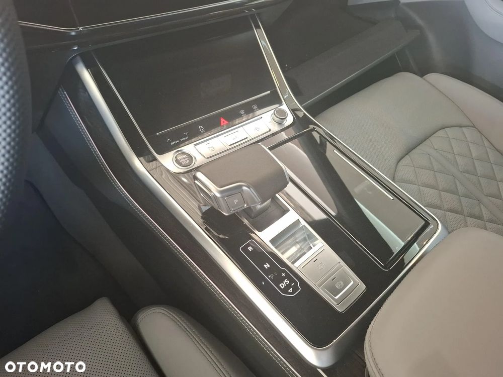 Audi Q7 SUV TFSIe quattro 360 kW tiptronic S line - 14