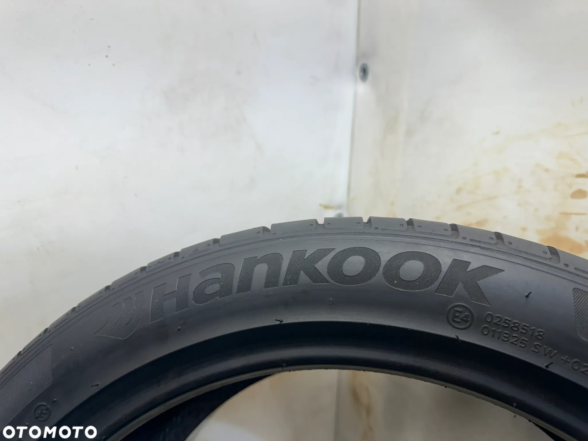 G-2766 225/45R18 95Y HANKOOK VENTUS S1EVO2 - 4