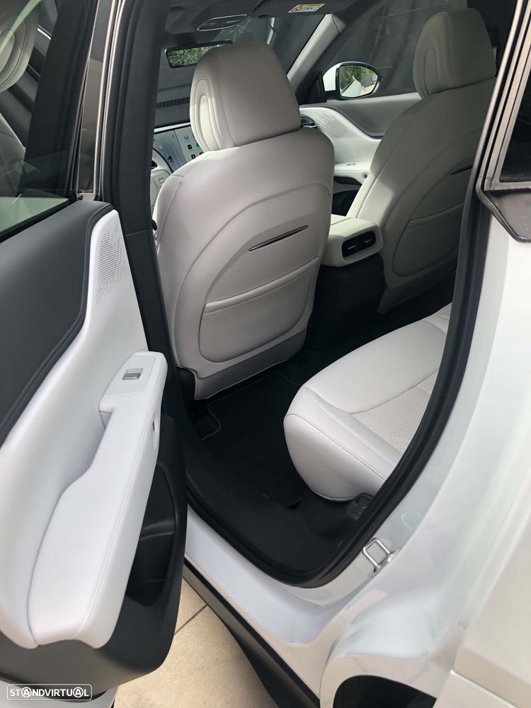 Xpeng G6 80.8 kWh Long Range - 12