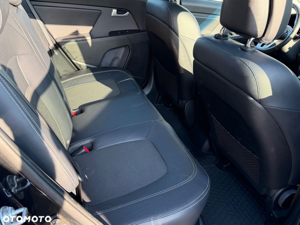 Kia Sportage 1.7 CRDI 2WD ISG Spirit - 27