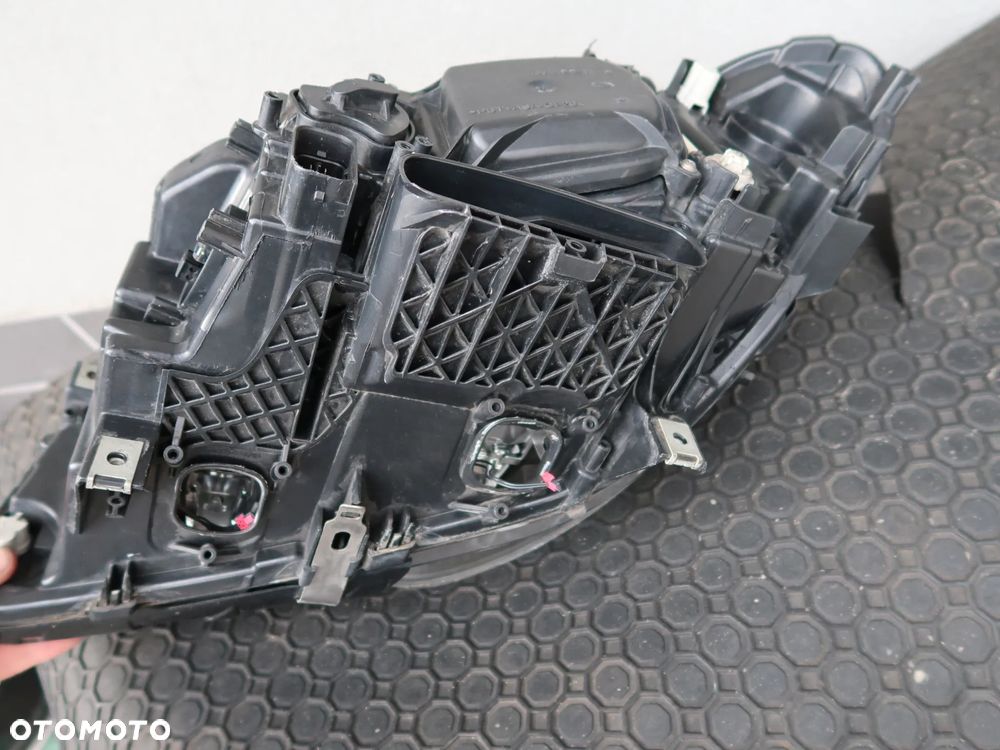 Lampa BMW F10 F11 Xenon 7317132-11 - 6