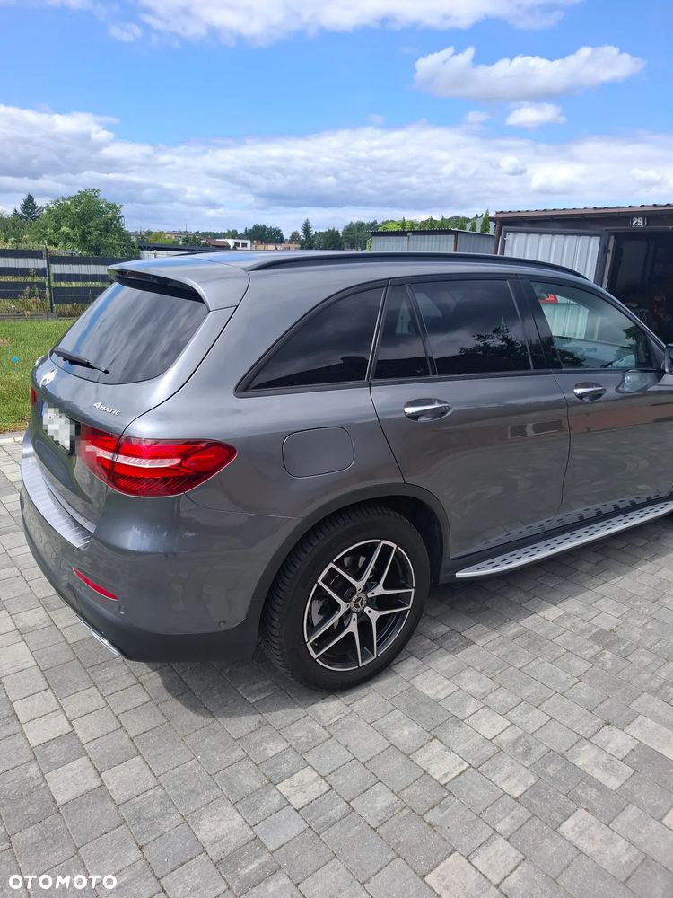 Mercedes-Benz GLC - 4