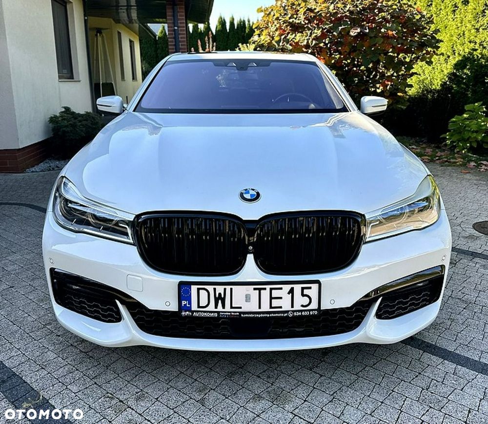 BMW Seria 7 - 27