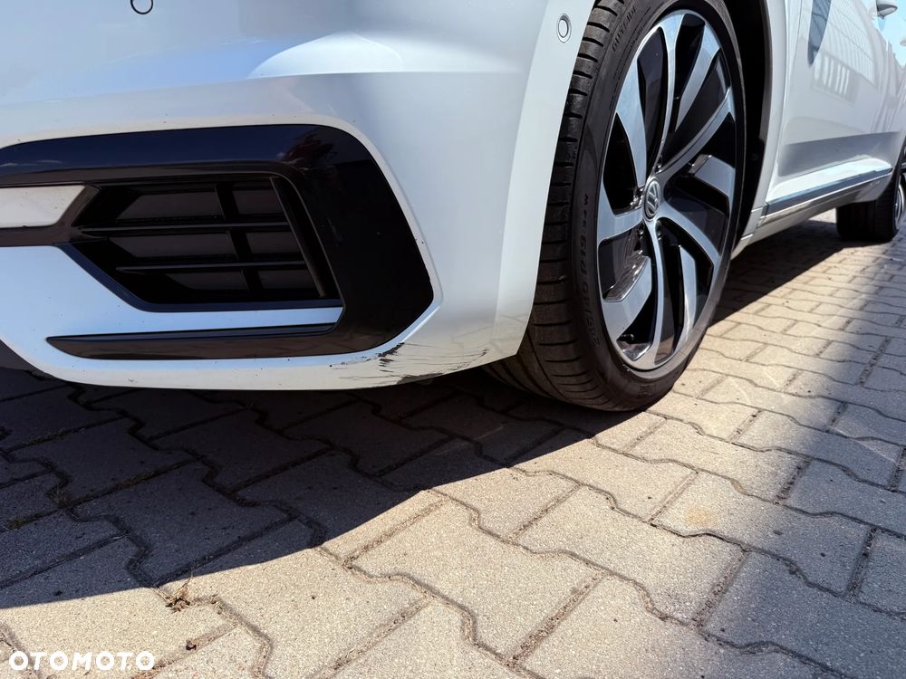 Volkswagen Arteon 2.0 TDI SCR R-Line DSG - 28