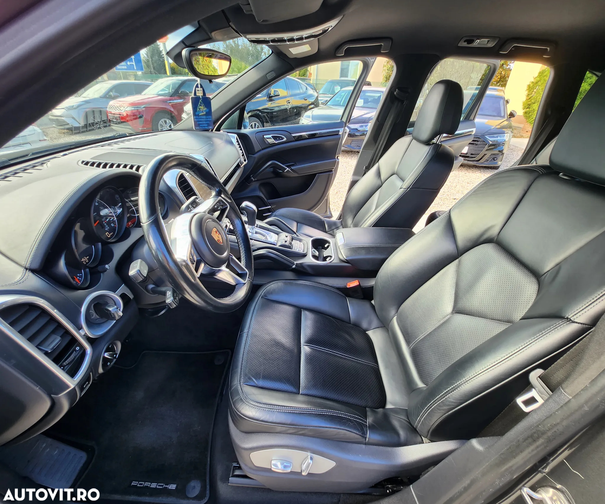 Porsche Cayenne 3.0 L - 3