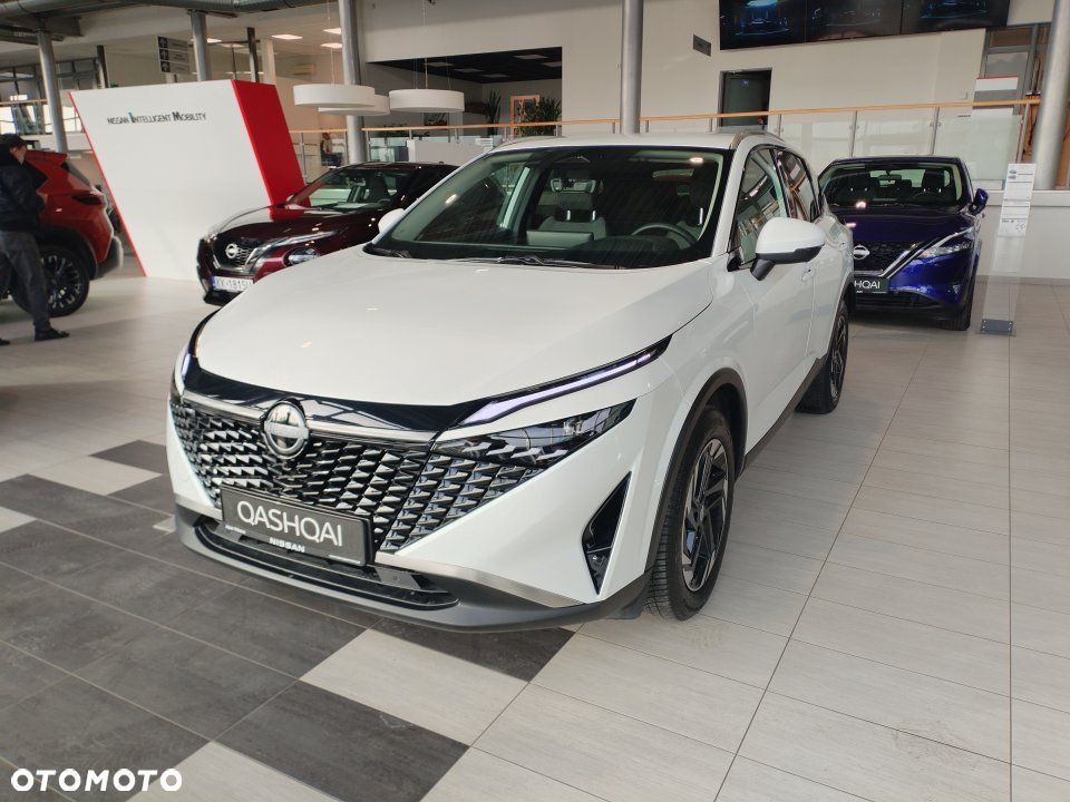 Nissan Qashqai - 1
