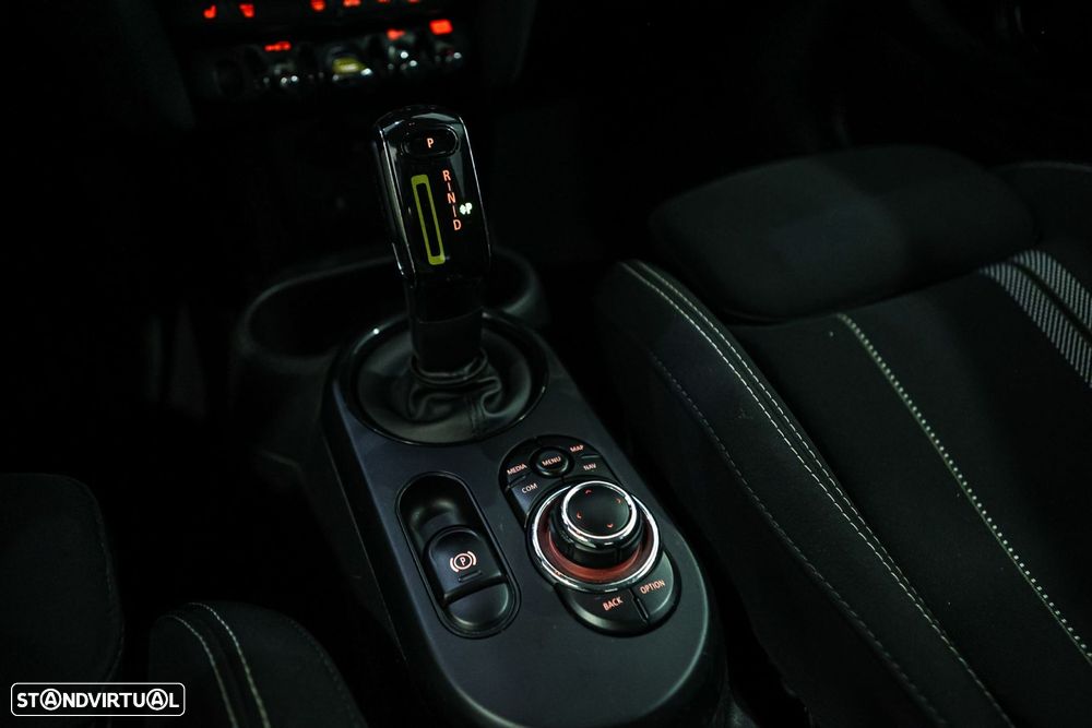 MINI 3 Portas Cooper SE - 26