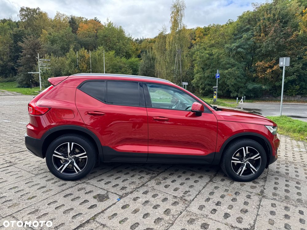 Volvo XC 40 T4 AWD Momentum - 6