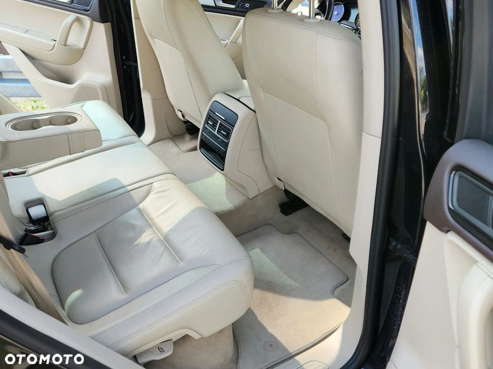 Volkswagen Touareg 3.0 V6 TDI DPF Perfect Tiptr - 8