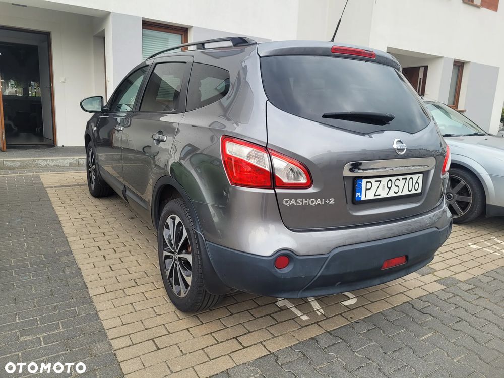 Nissan Qashqai+2 - 2