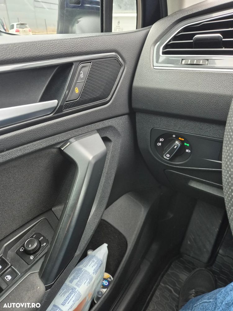 Volkswagen Tiguan - 15