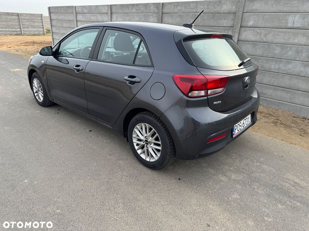Kia Rio 1.4 CRDi 90 Spirit - 10