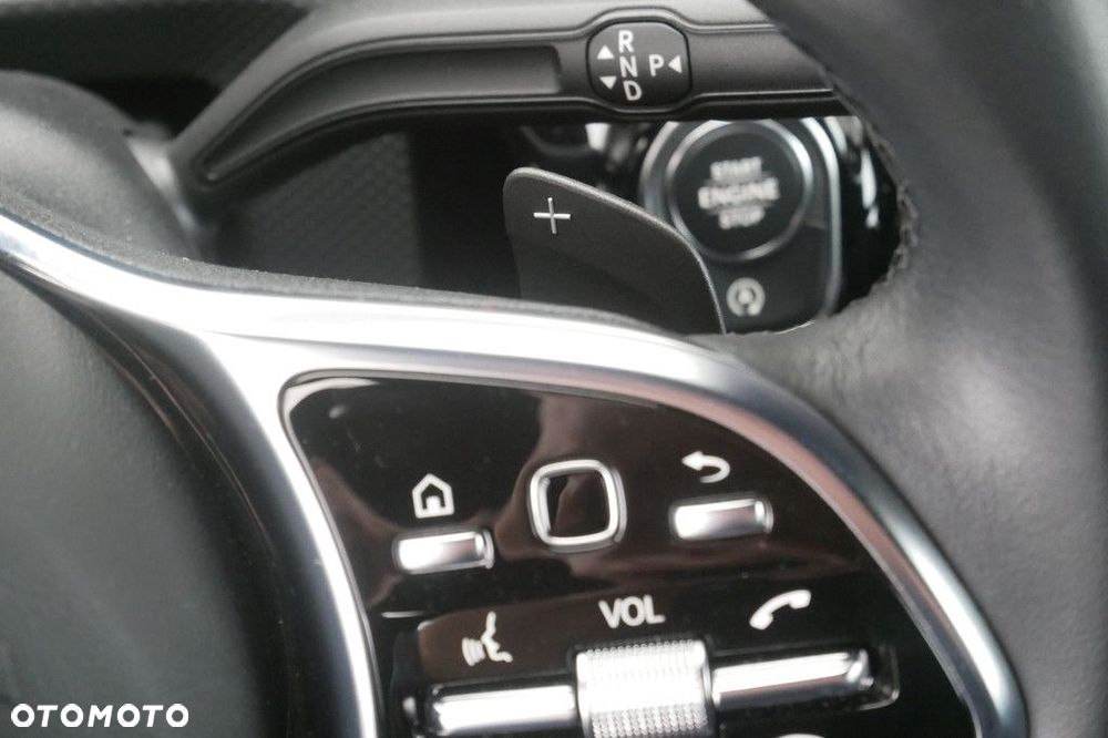Mercedes-Benz CLA - 25