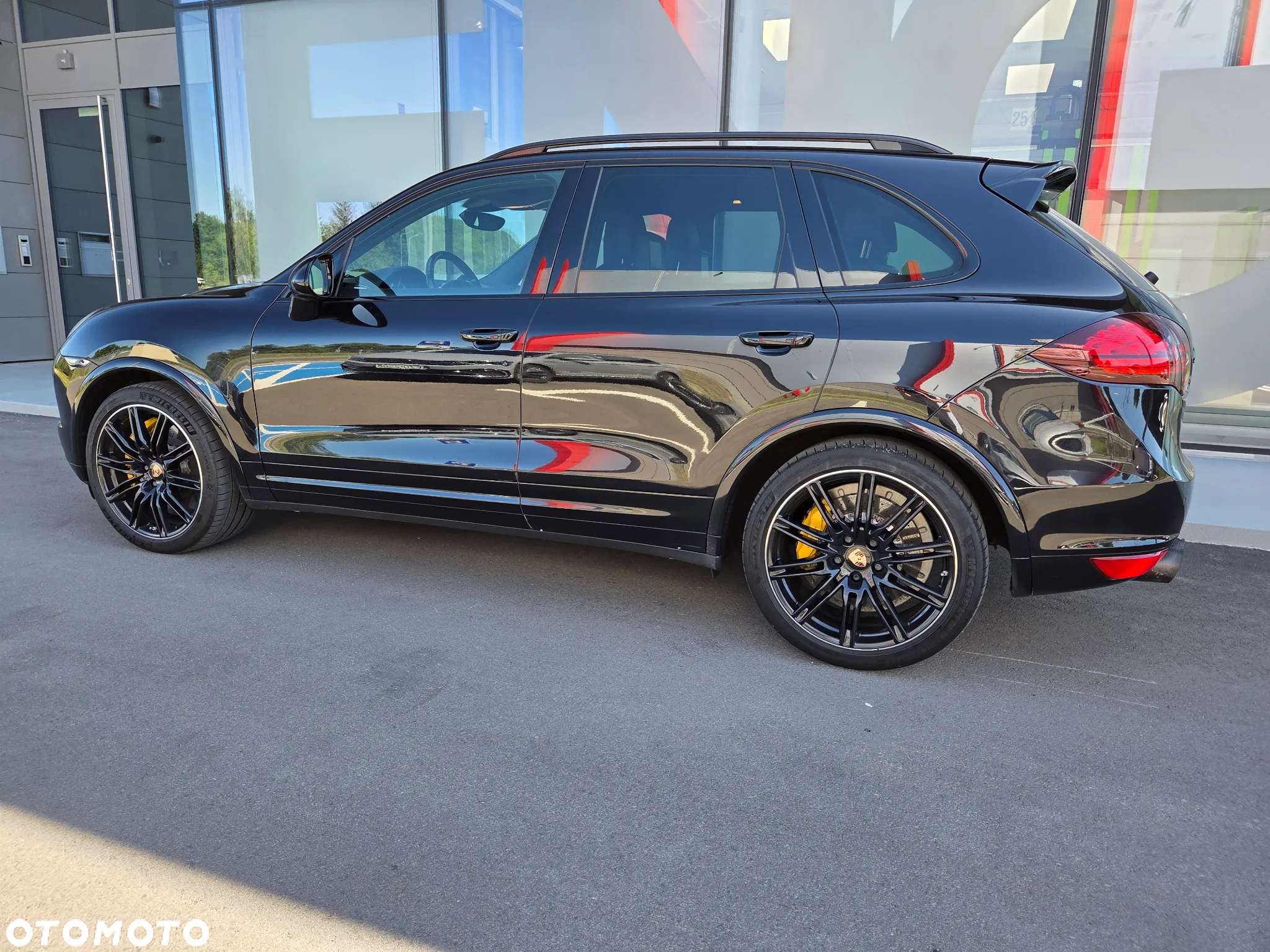 Porsche Cayenne Turbo - 4