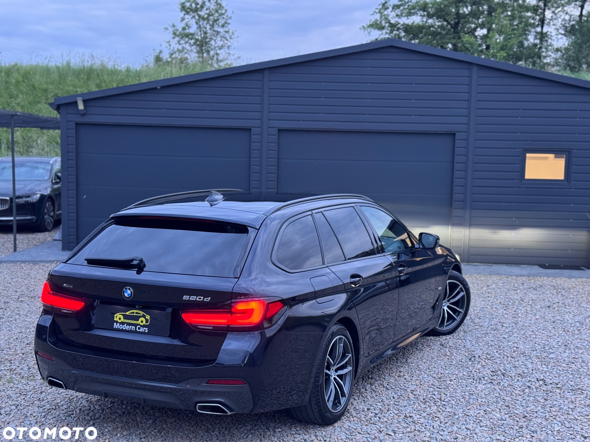 BMW Seria 5 520d xDrive Touring M Sport Edition - 7