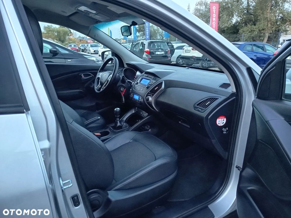 Hyundai ix35 1.6 2WD UEFA EURO 2012 Edition - 28