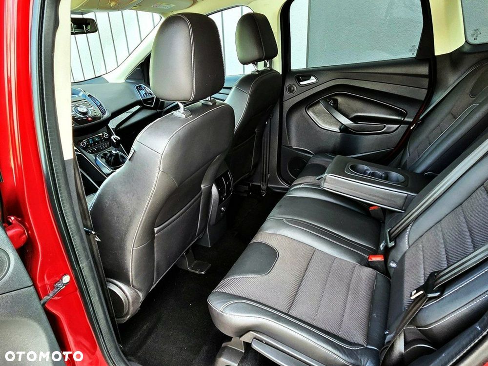 Ford Kuga 1.5 EcoBoost 2x4 Cool & Connect - 10