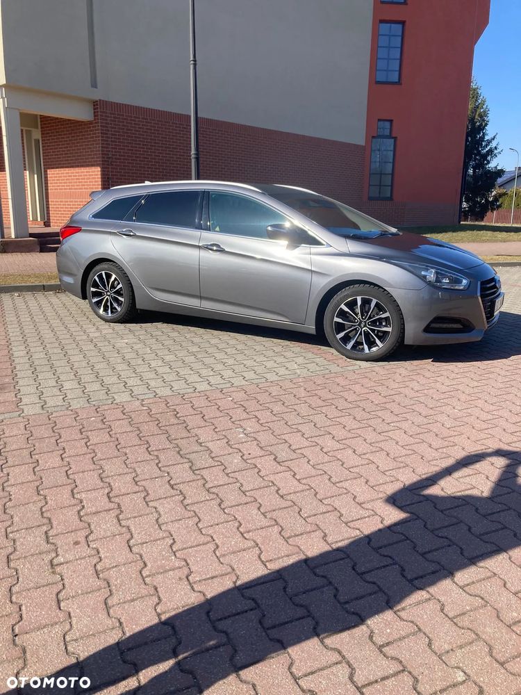 Hyundai i40 1.7 CRDi Business DCT - 1