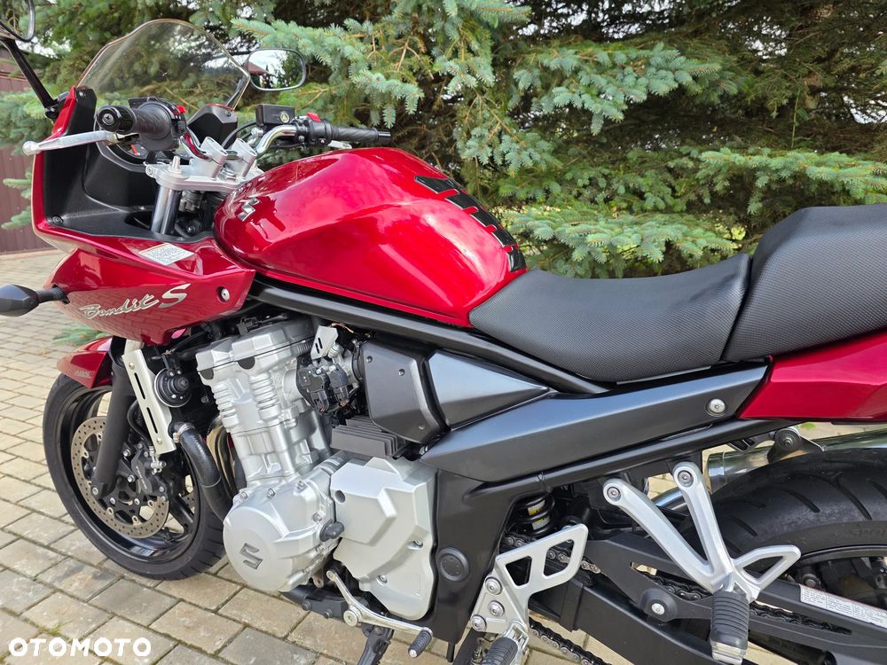 Suzuki Bandit - 30