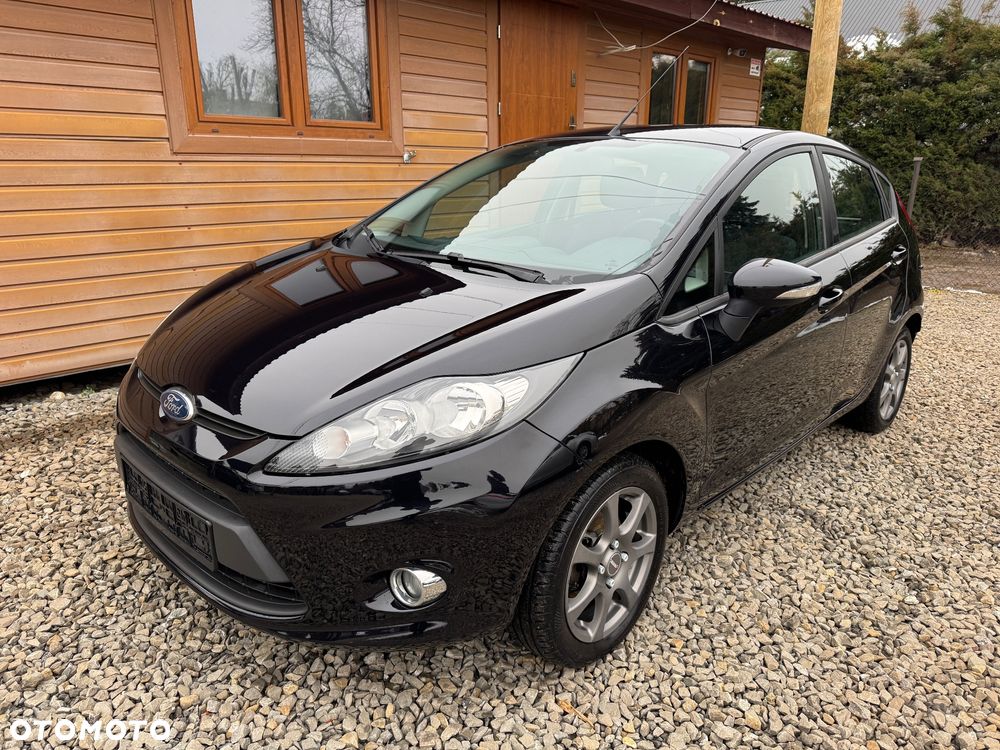 Ford Fiesta 1.4 Champions Edition - 1