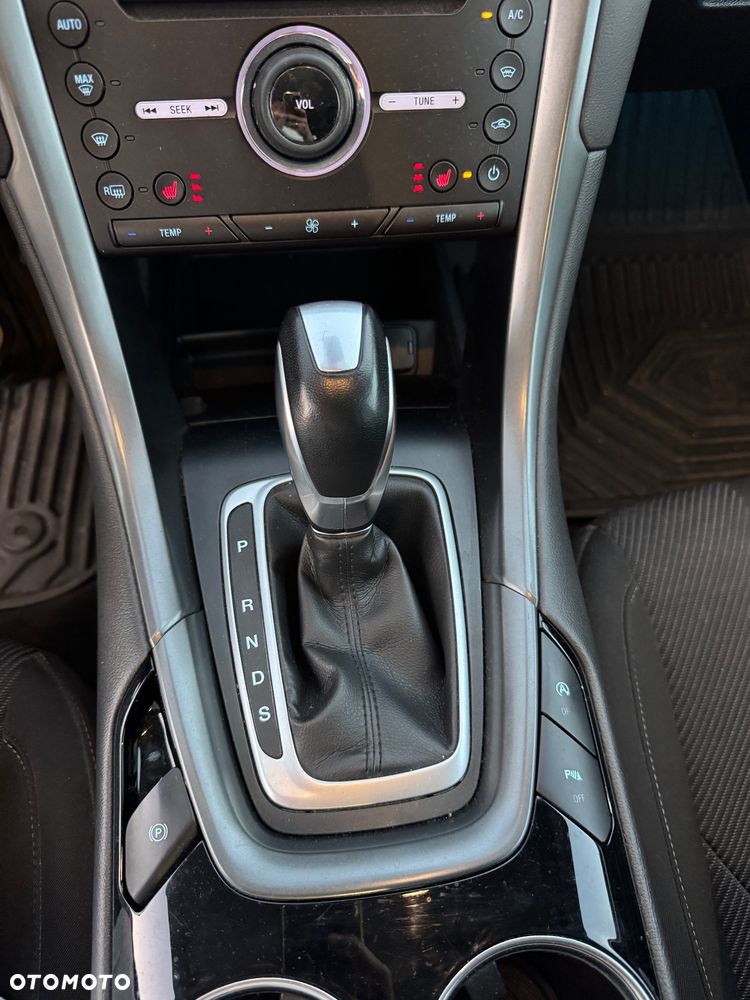 Ford Mondeo - 19