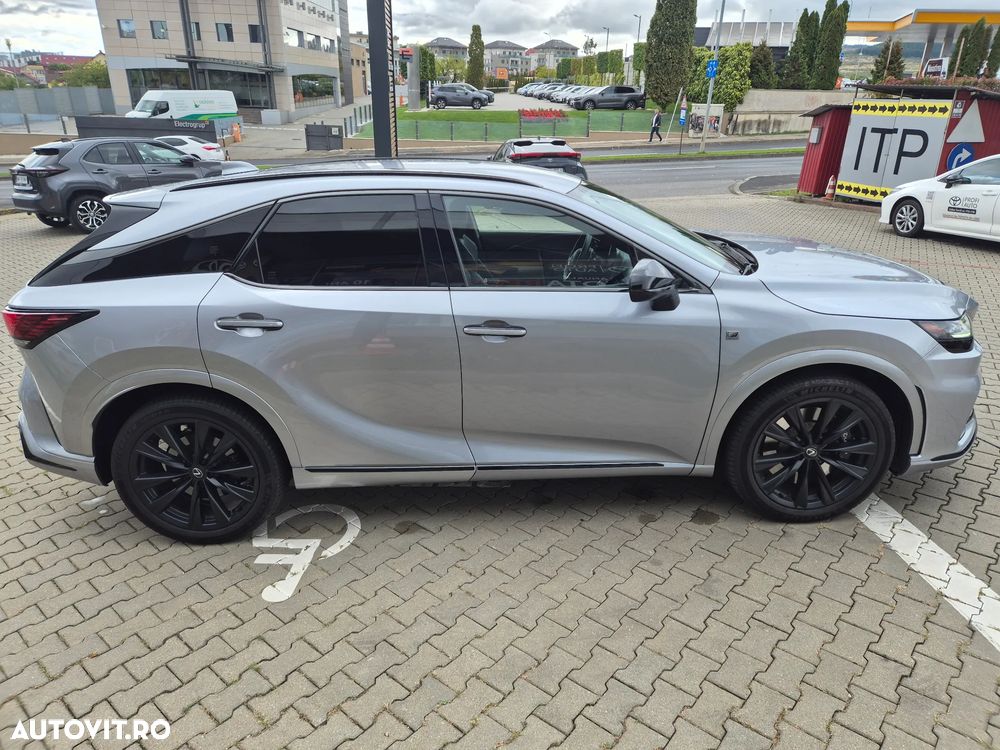 Lexus Seria RX - 6