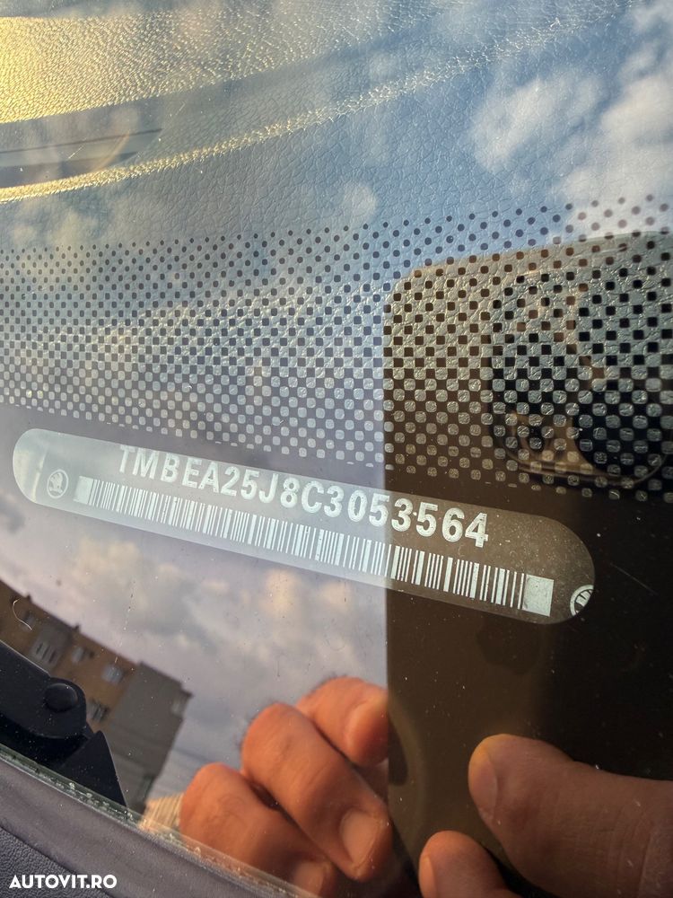 Skoda Fabia 1.2 HTP Ambiente - 19