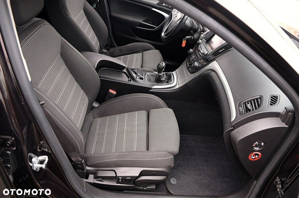 Opel Insignia - 18