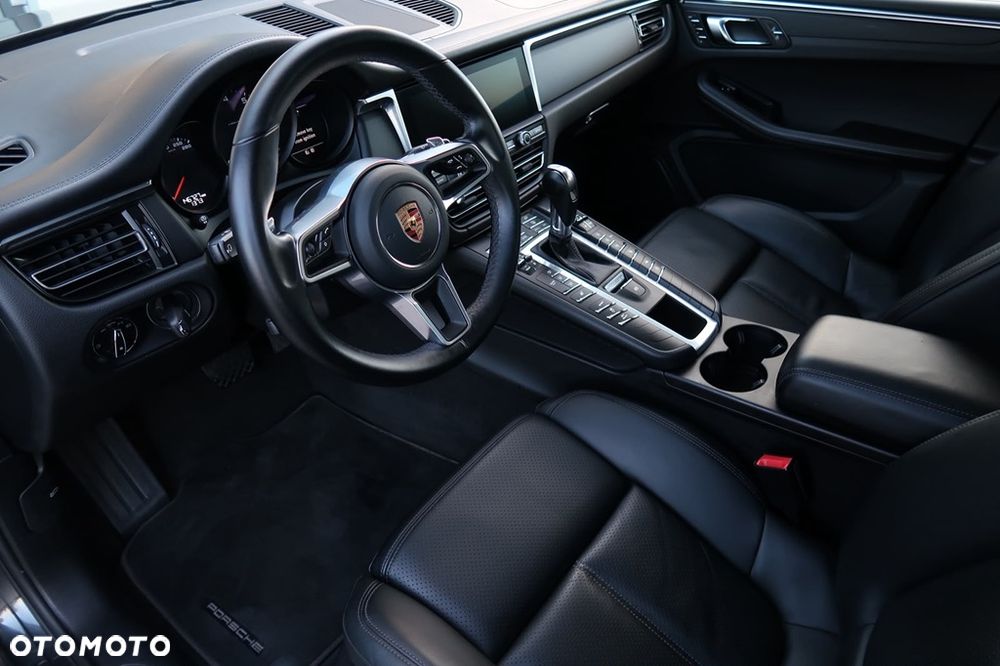 Porsche Macan Standard - 15