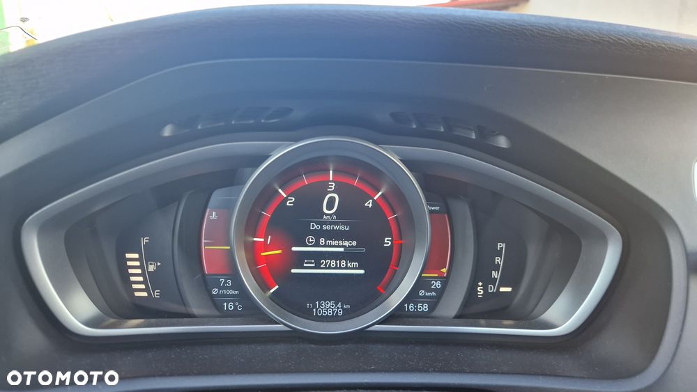 Volvo V40 D3 Momentum - 22