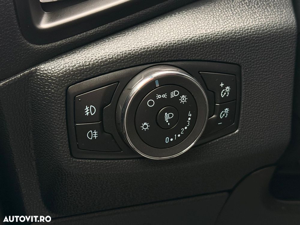 Ford EcoSport 1.0 EcoBoost Titanium - 31