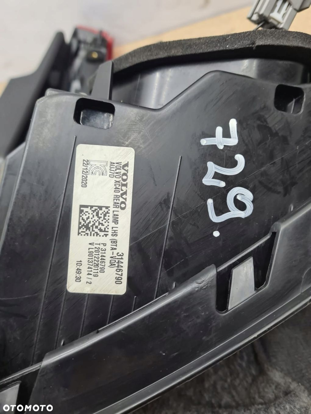 LAMPA LEWY TYŁ LEWA TYLNA LED VOLVO XC40 - 4