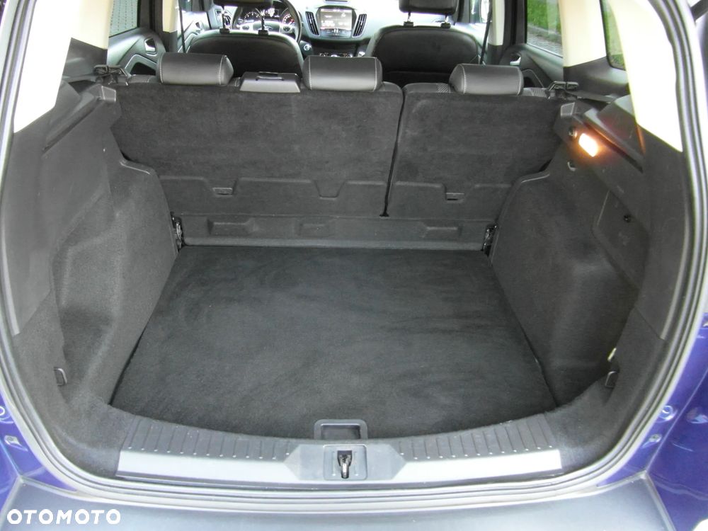 Ford Kuga 2.0 TDCi 2x4 Titanium - 7